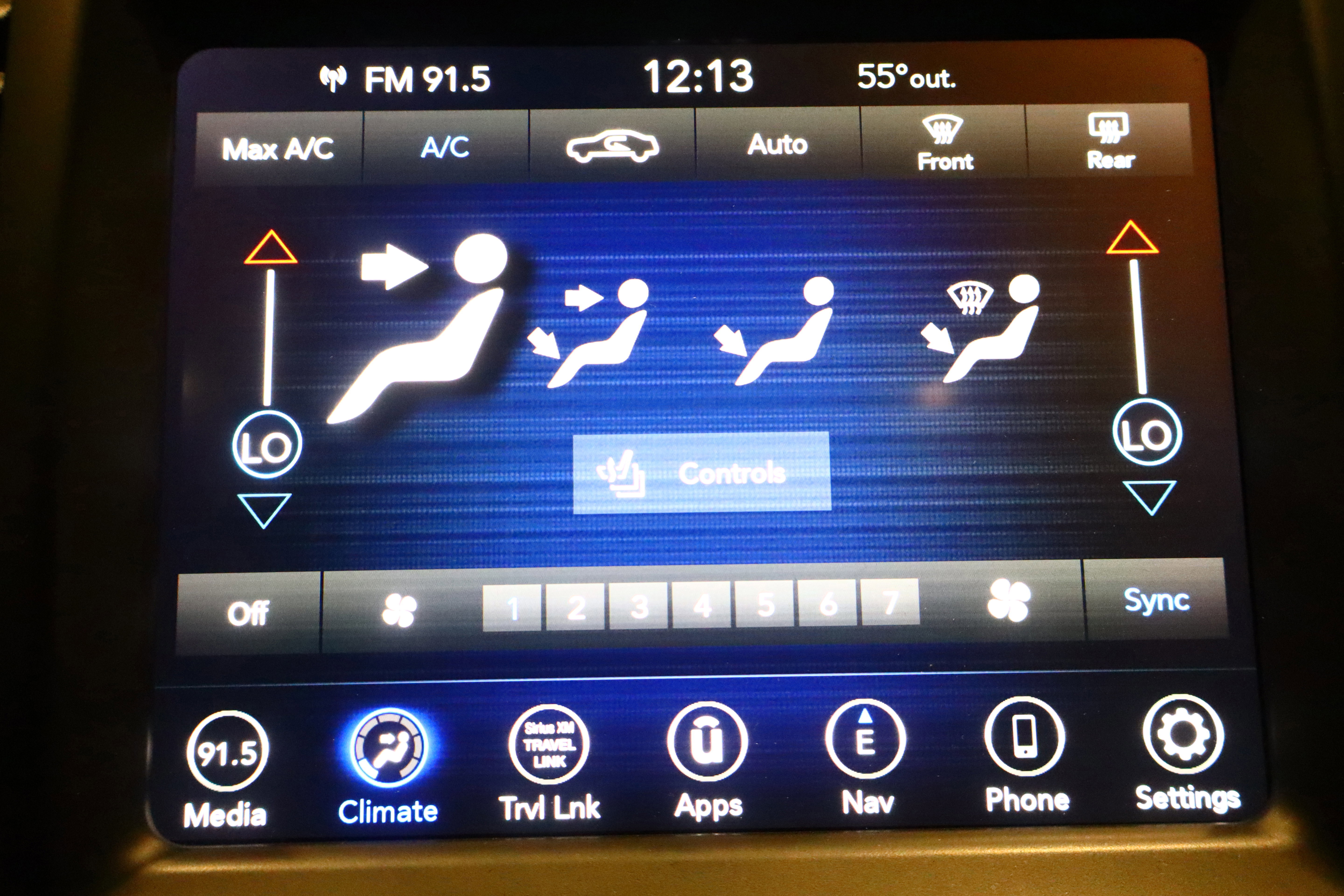 Used 2023 Chrysler 300 S image 30