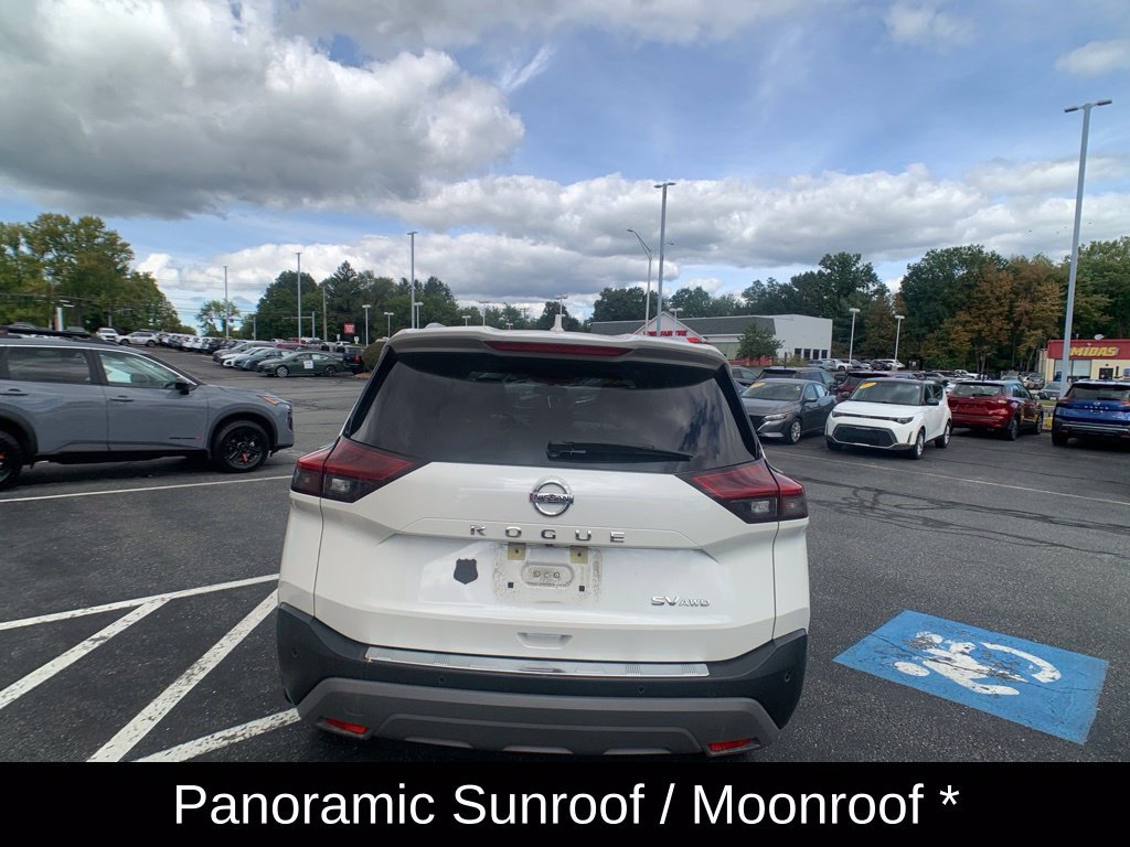 Used 2021 Nissan Rogue SV w/ Premium Package AWD/4WD image 4