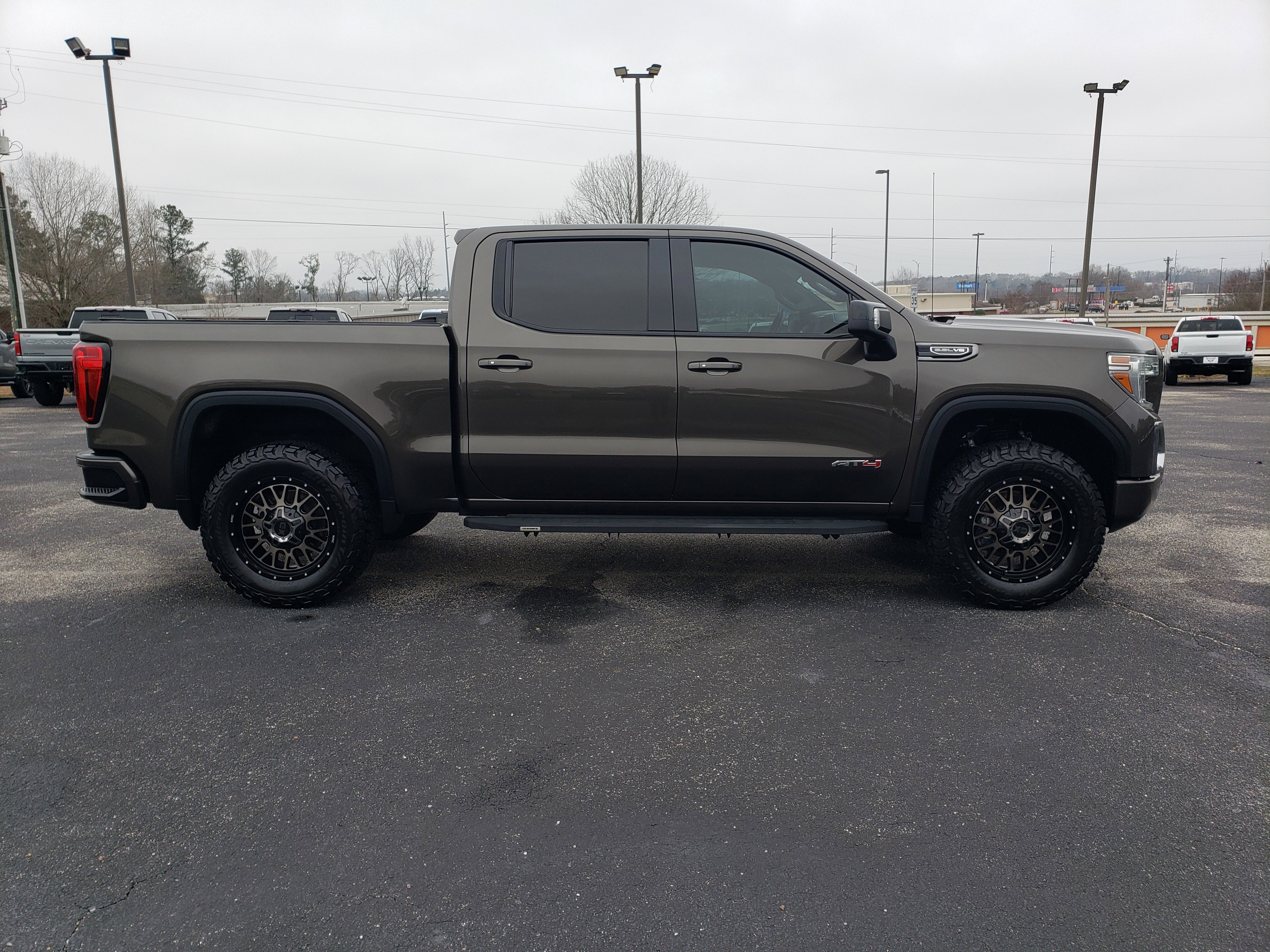 Used 2019 GMC Sierra 1500 AT4 w/ AT4 Premium Package image 5