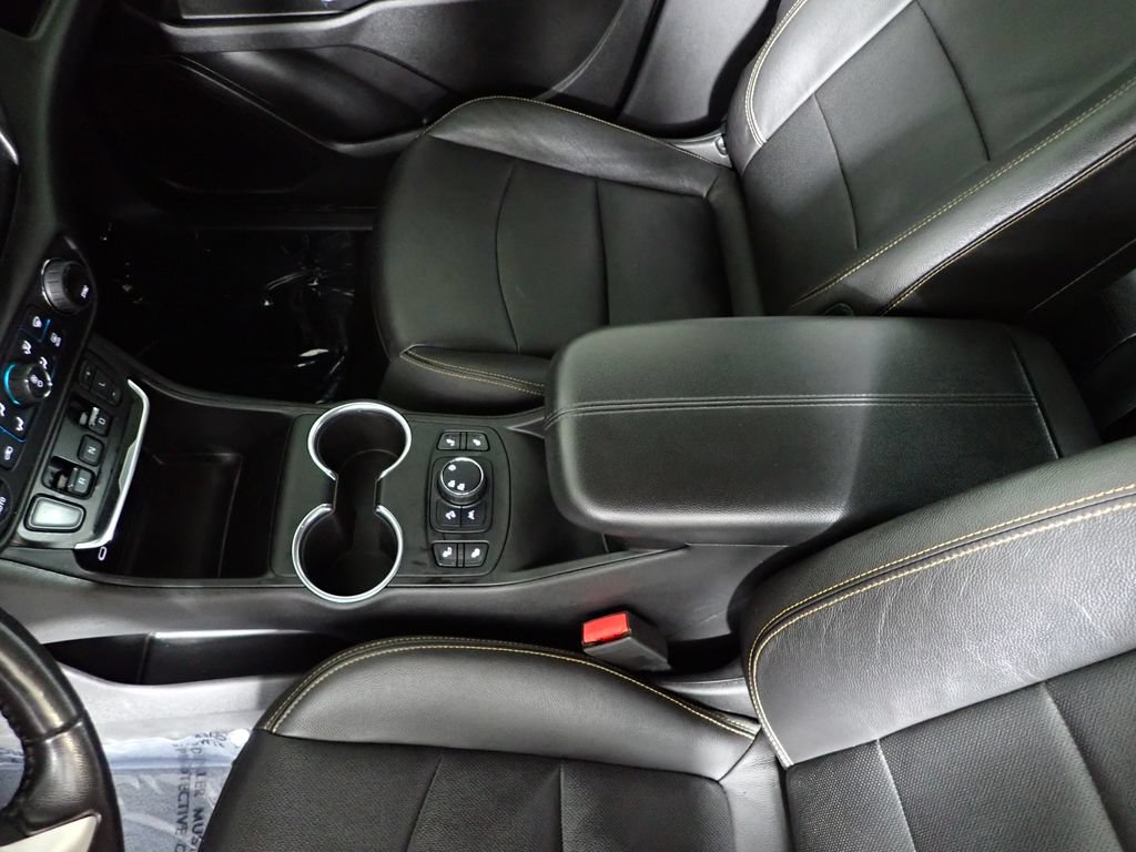 Used 2020 GMC Terrain SLT AWD/4WD image 31