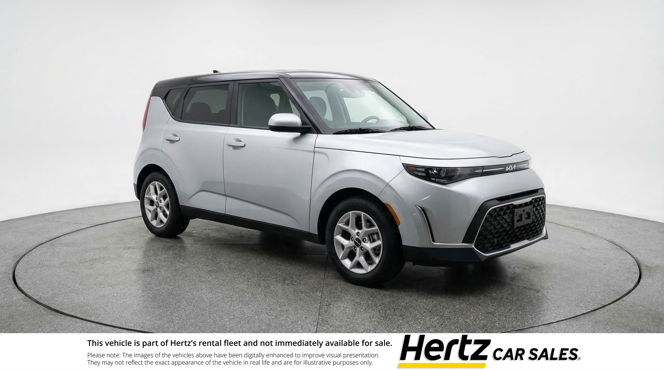 Used 2025 Kia Soul LX w/ LX Technology Package FWD image 1