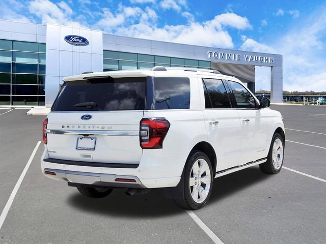 Used 2024 Ford Expedition Platinum RWD image 4