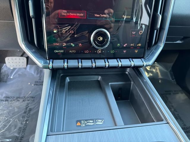 New 2026 GMC Acadia AT4 AWD/4WD image 25