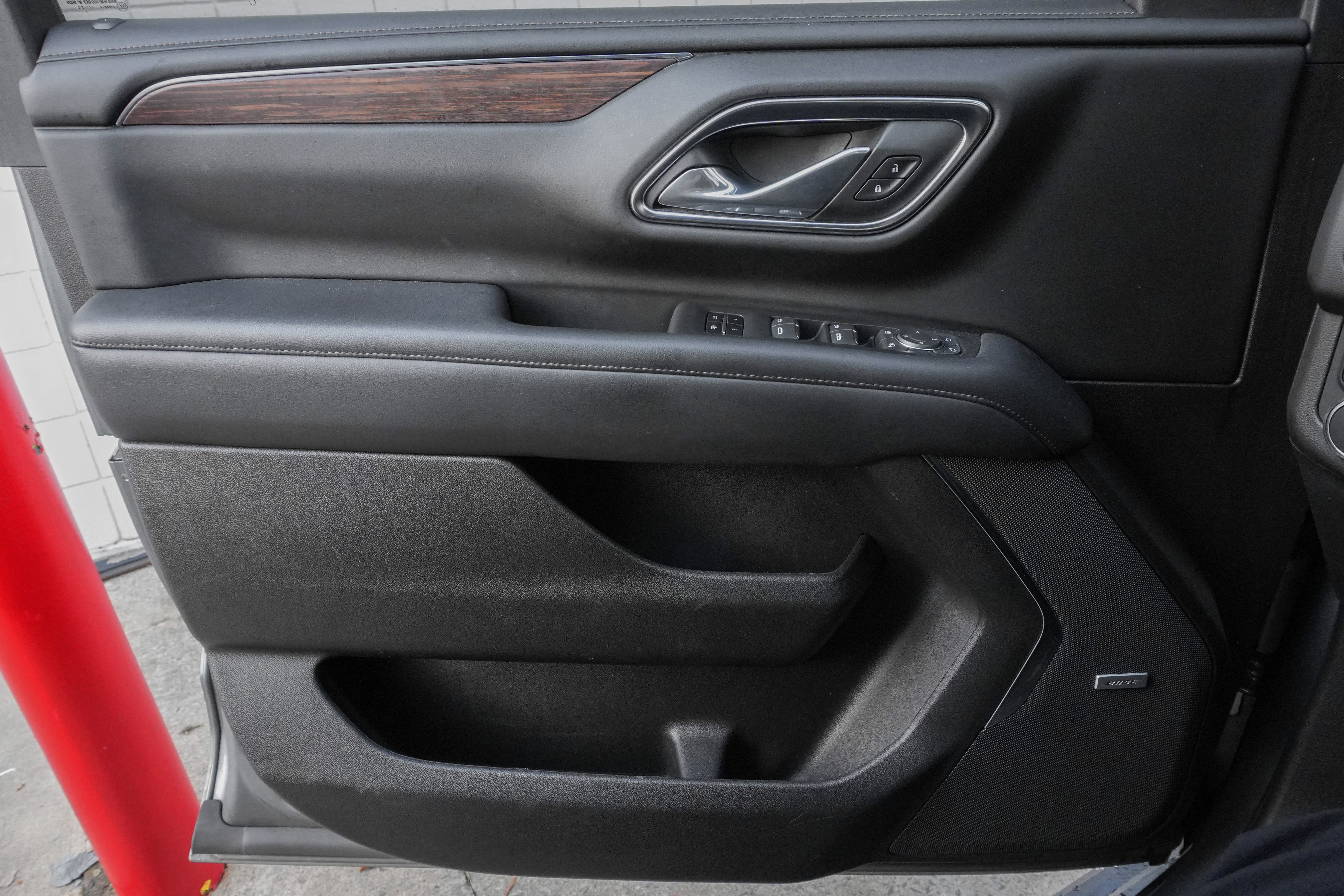 Used 2021 Chevrolet Tahoe High Country AWD/4WD image 29