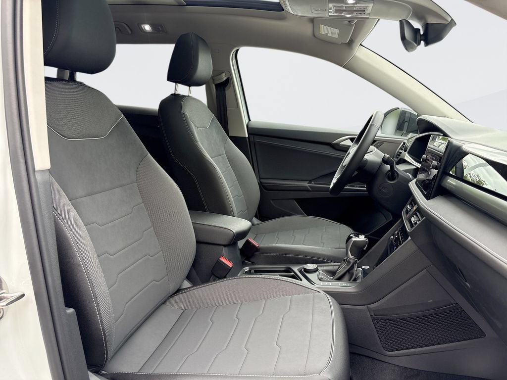 New 2026 Volkswagen Taos SE AWD/4WD image 25