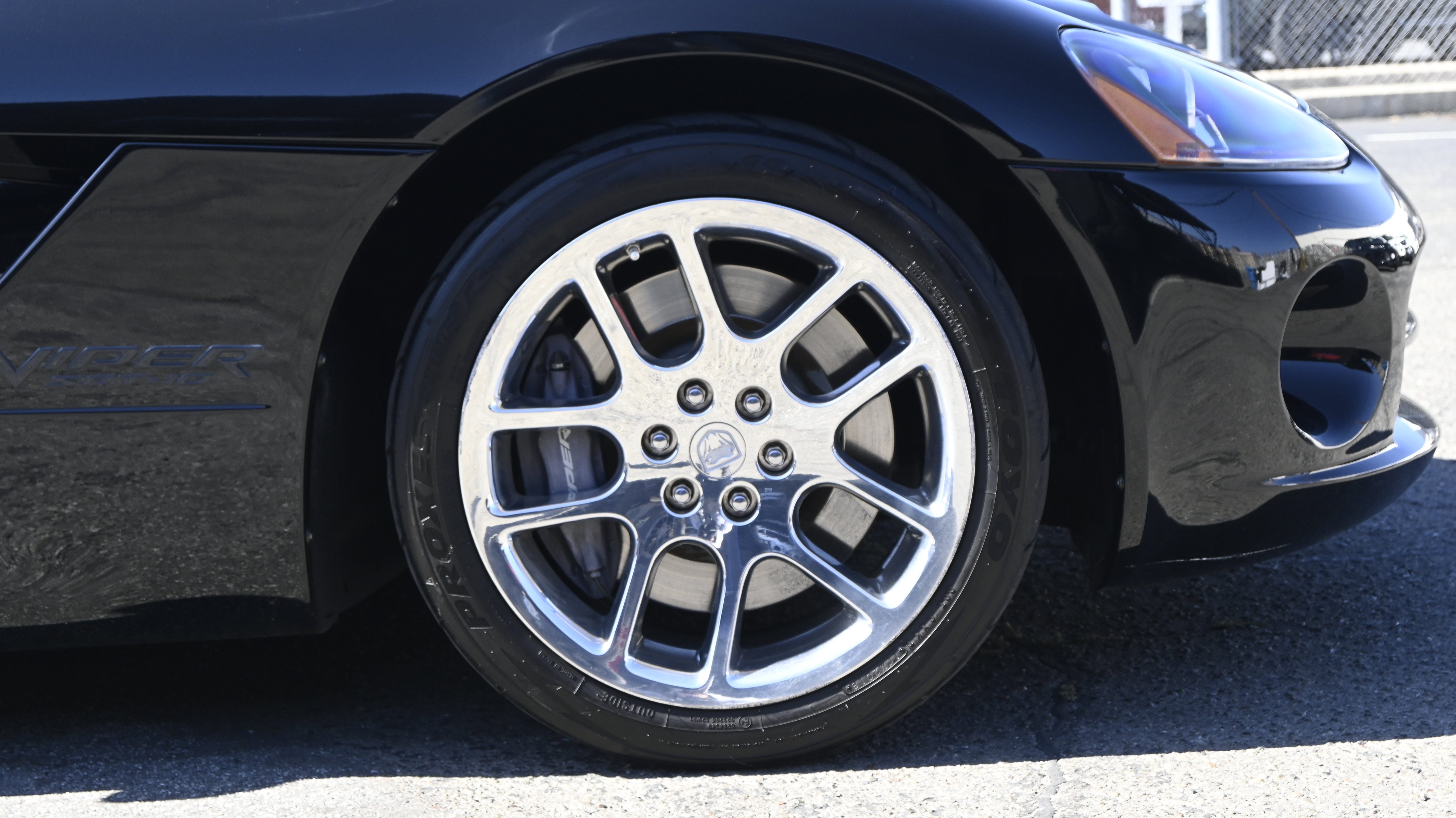 Used 2003 Dodge Viper SRT-10 image 23