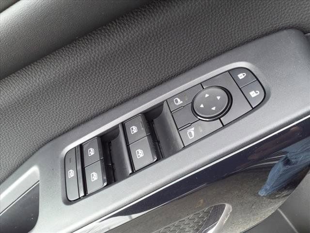 New 2025 Nissan Pathfinder S image 19