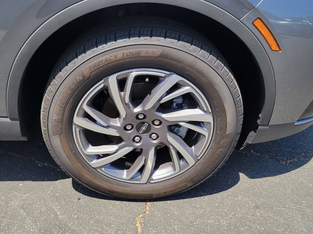 Used 2025 Lincoln Corsair FWD image 6