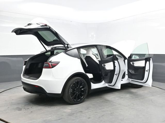 Used 2022 Tesla Model Y Long Range AWD/4WD image 50