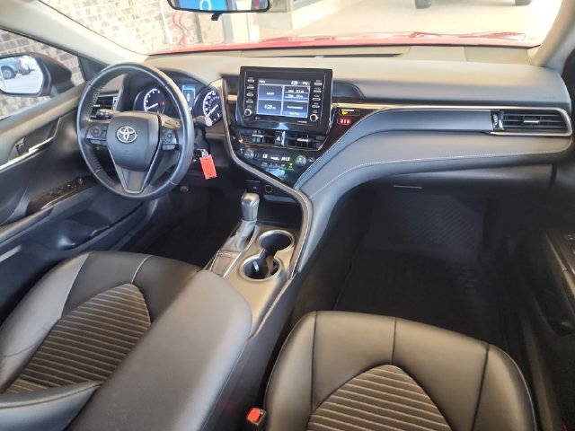 Used 2023 Toyota Camry SE FWD image 14