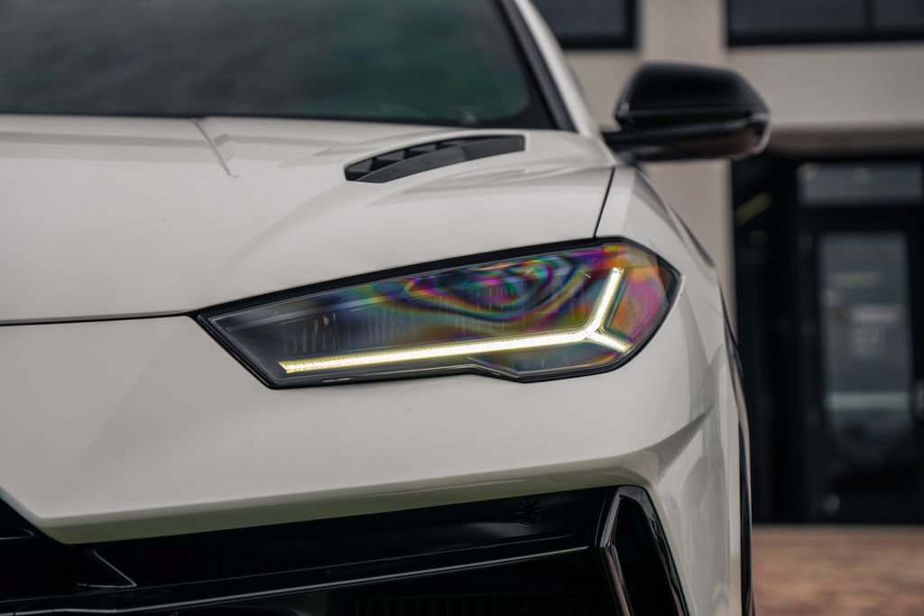 Used 2024 Lamborghini Urus S AWD/4WD image 11