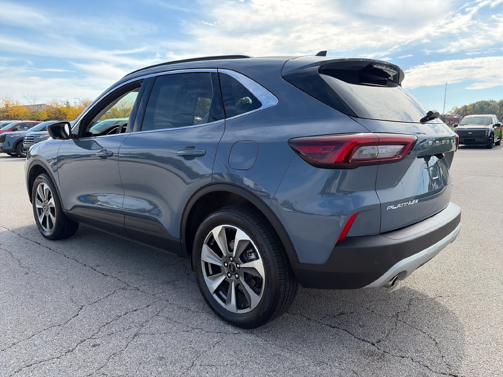 Used 2024 Ford Escape Platinum AWD/4WD image 5