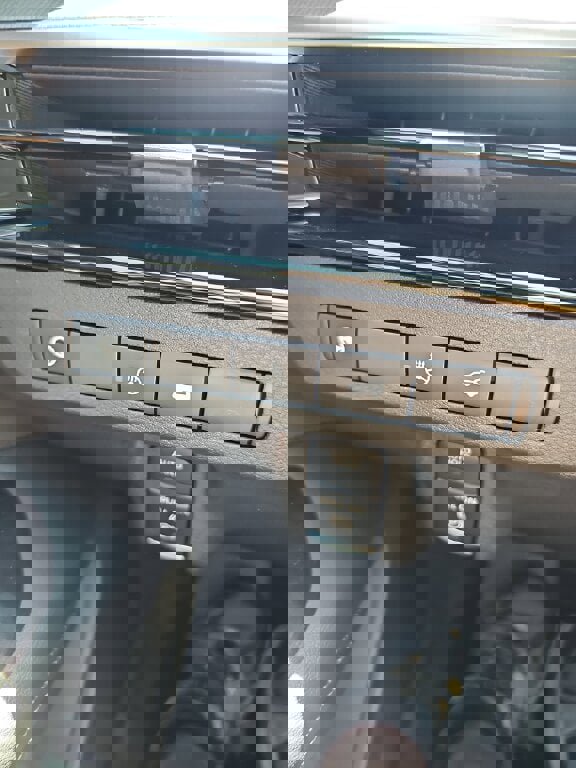 New 2025 Nissan Murano SL image 16