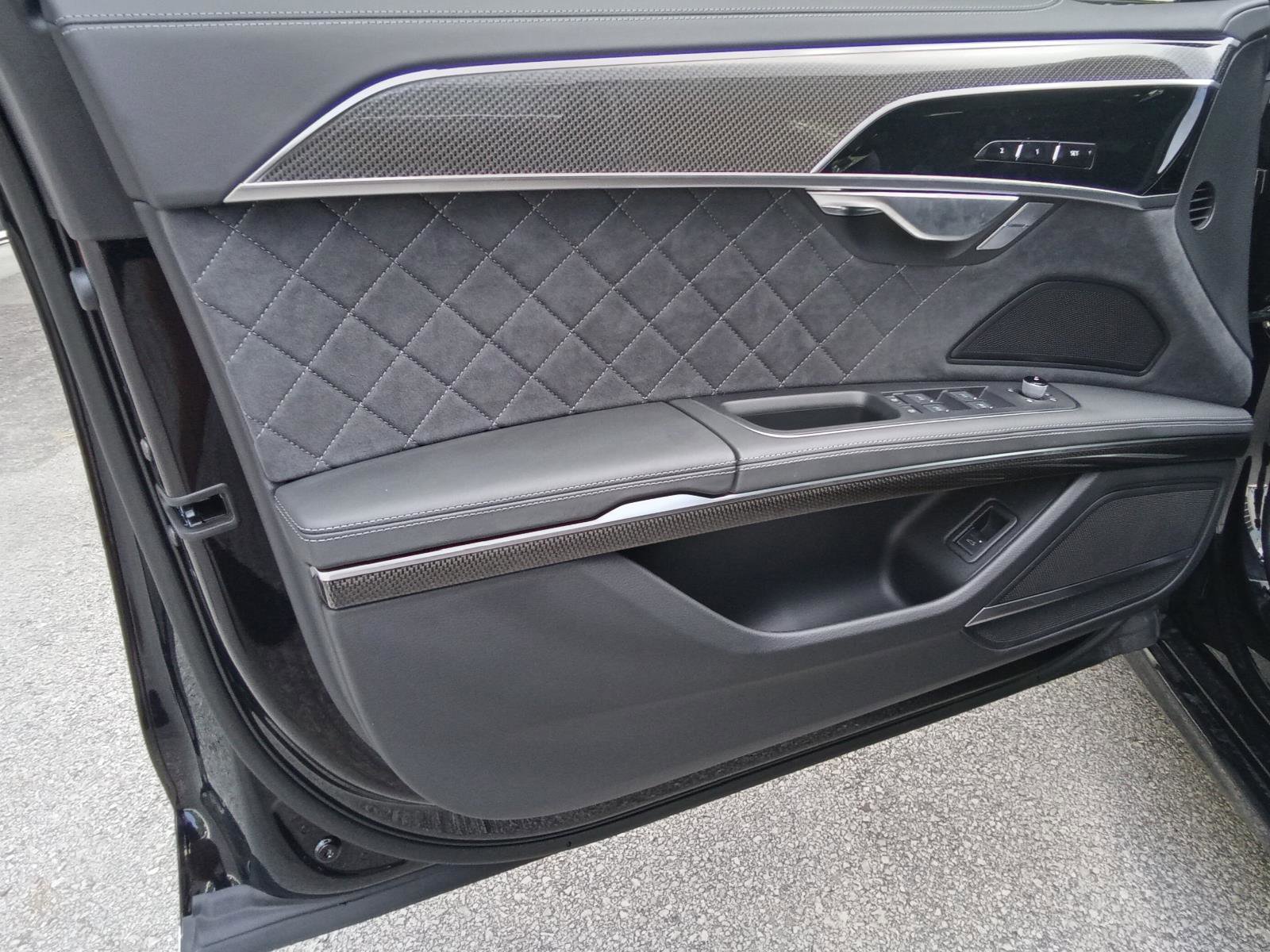 New 2025 Audi S8 image 11