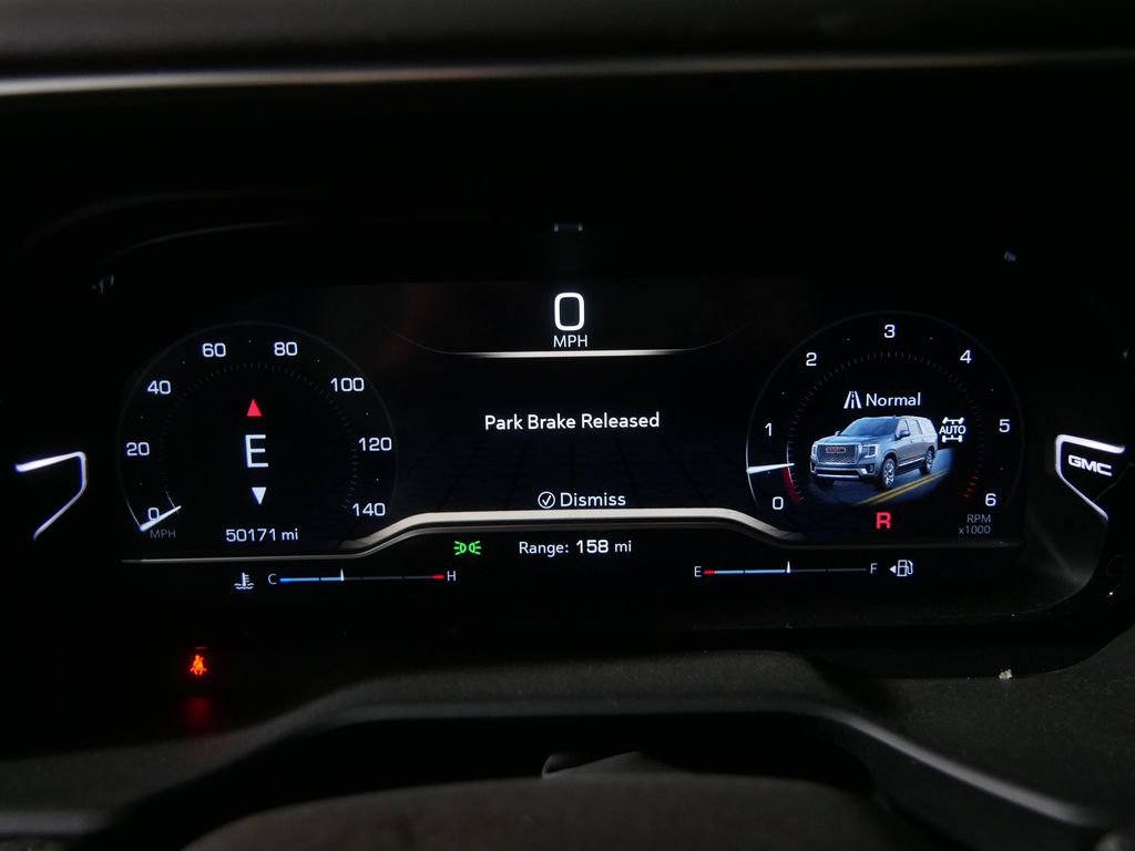 Used 2023 GMC Yukon Denali AWD/4WD image 29