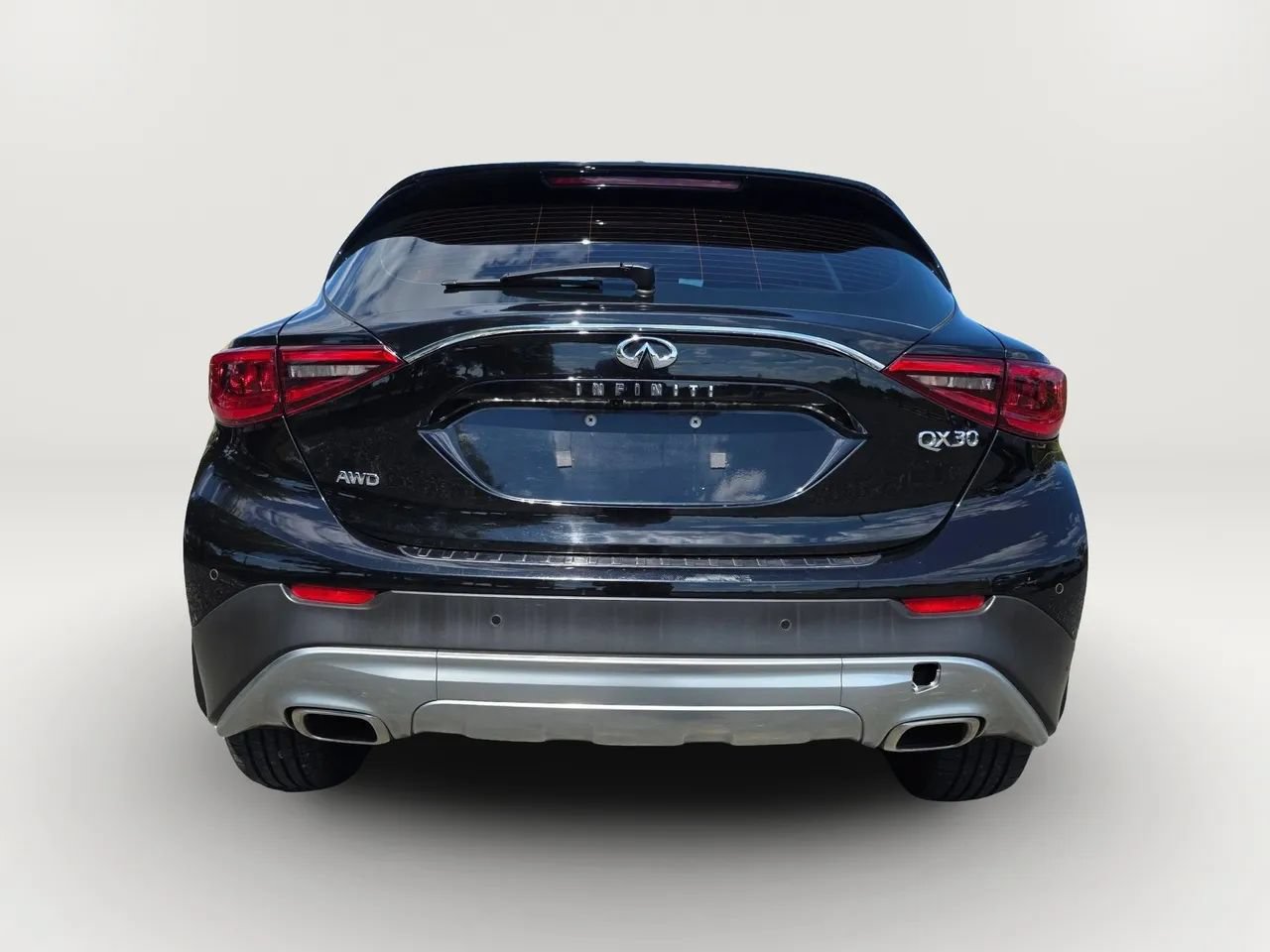 Used 2018 INFINITI QX30 AWD image 5