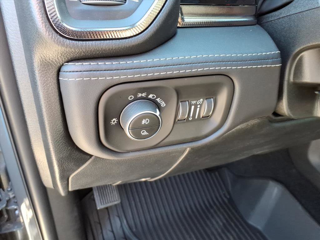 New 2026 RAM 2500 Rebel w/ Rebel Level 2 Equipment Group AWD/4WD image 10