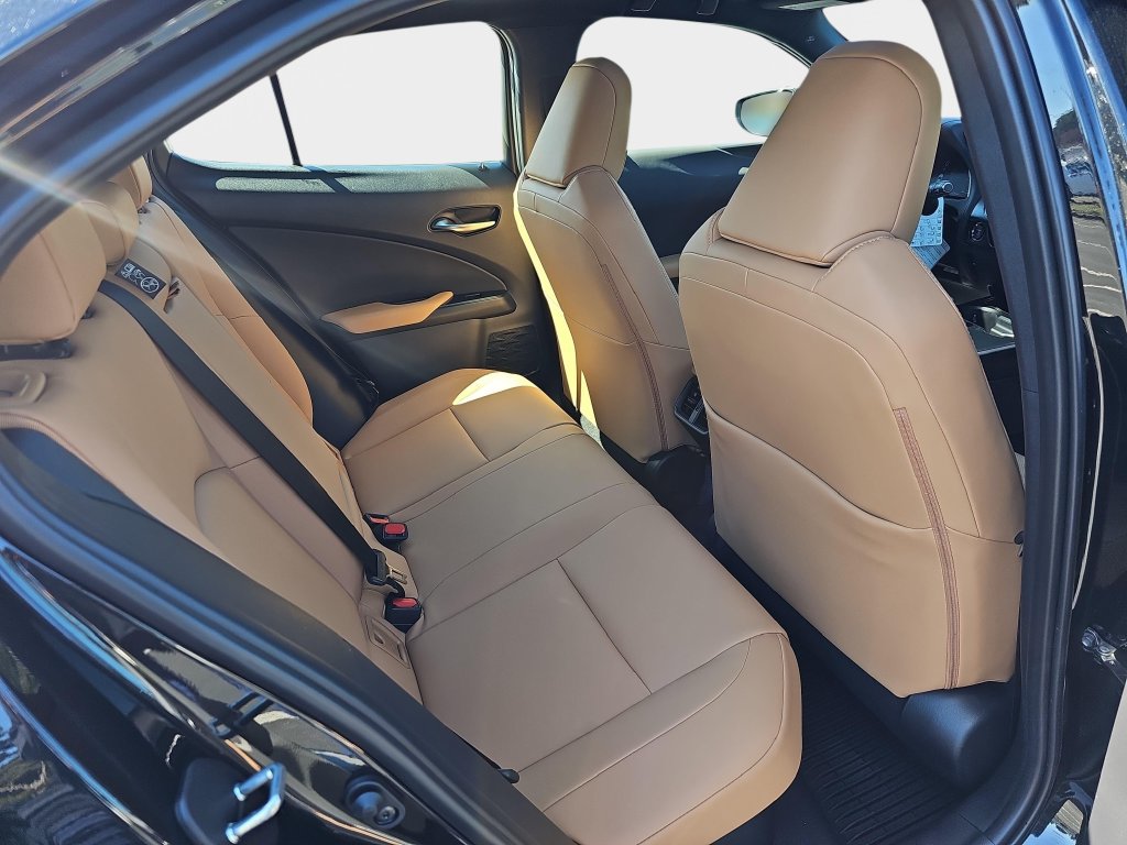 New 2026 Lexus UX 300h AWD w/ Accessory Package (P1) image 11