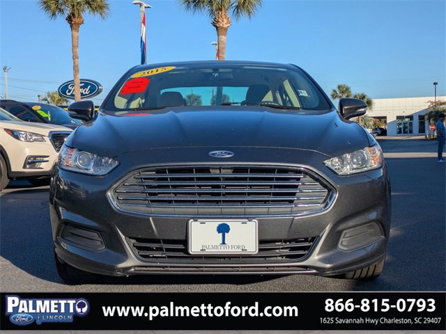 Used 2015 Ford Fusion SE image 9