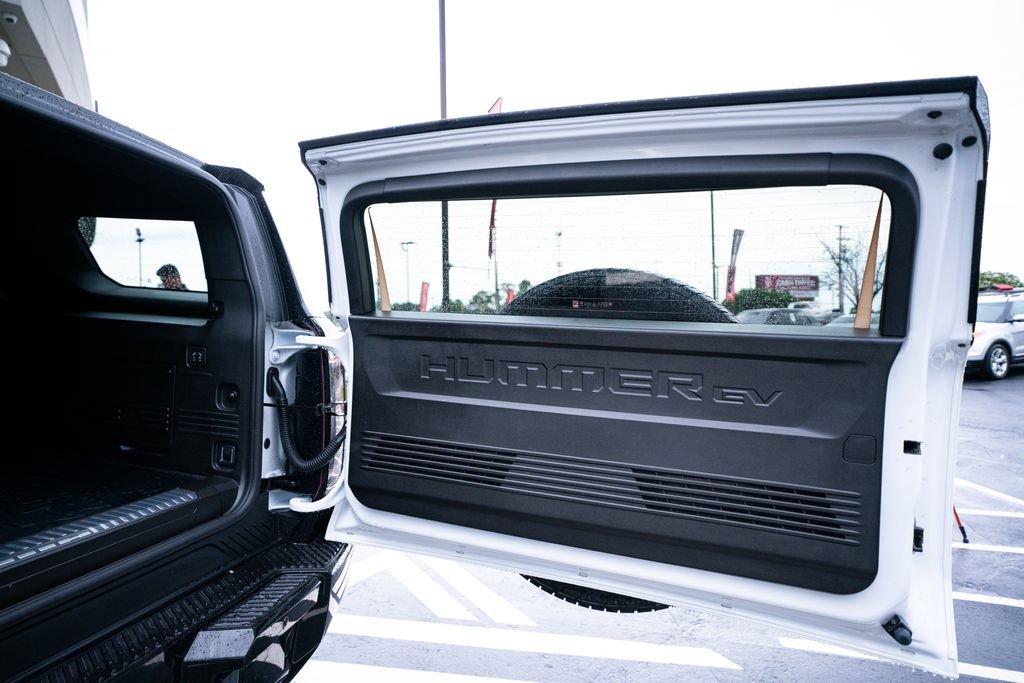 Used 2025 GMC Hummer EV 2X AWD/4WD image 52