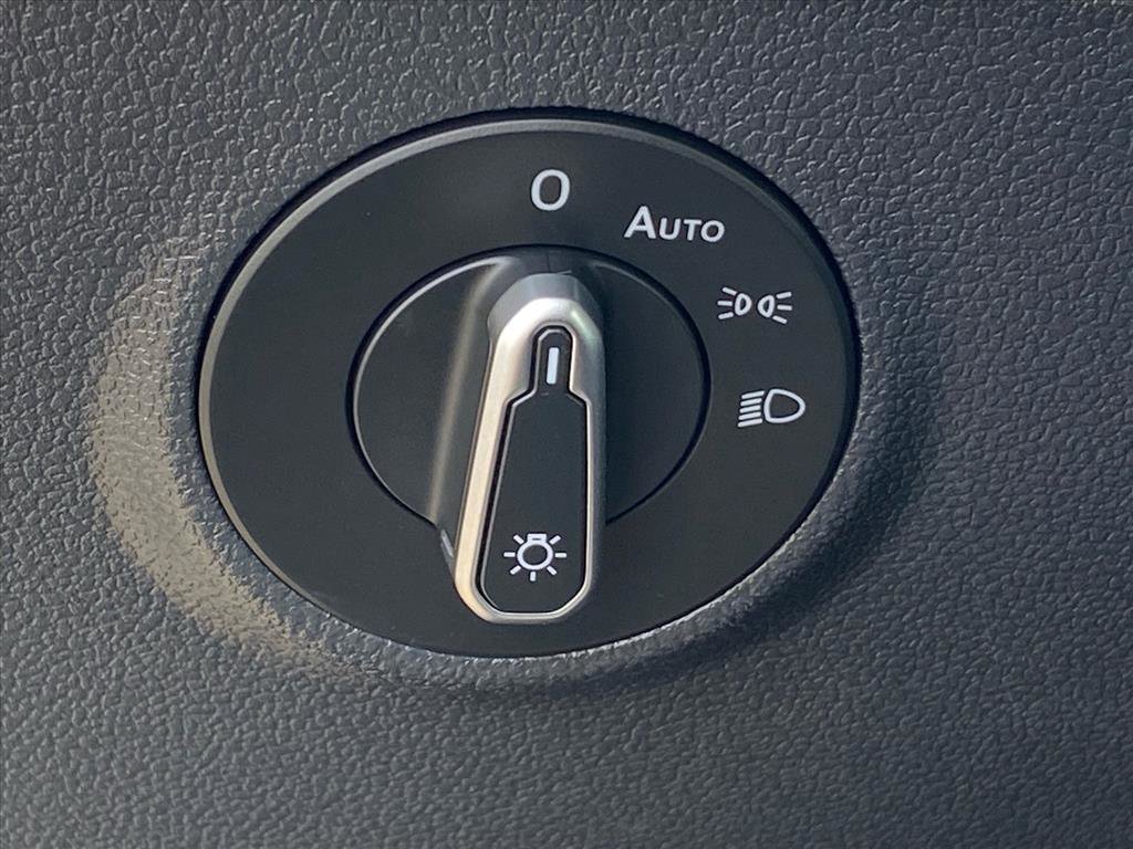 Certified 2025 Volkswagen Taos S image 13