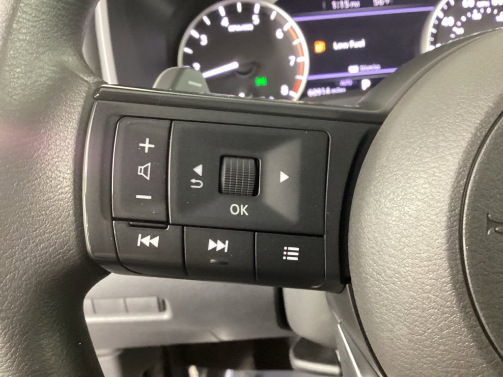 Used 2022 Nissan Rogue S image 21