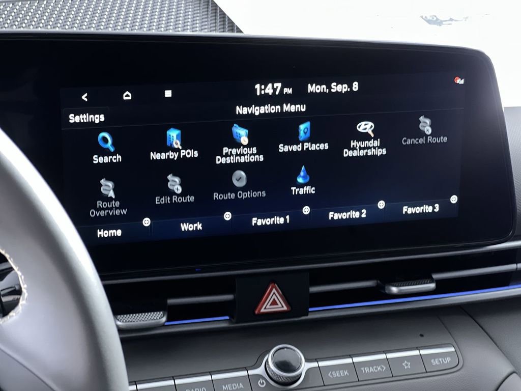 Used 2025 Hyundai Elantra SEL image 20