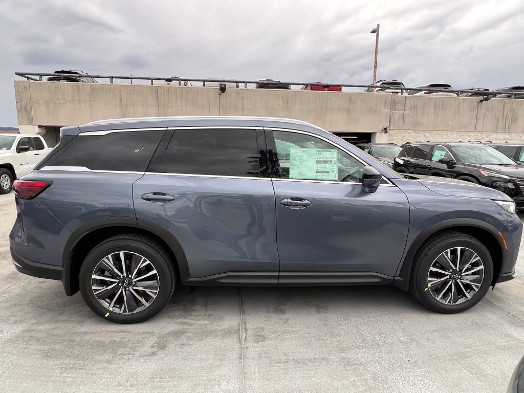 New 2027 INFINITI QX60 Luxe w/ Cargo Package AWD/4WD image 8