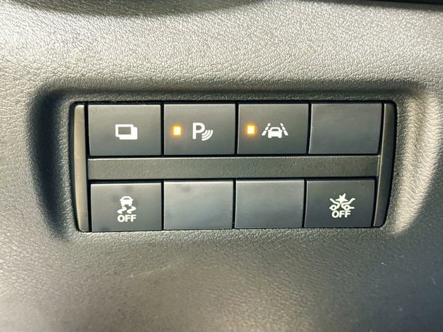 Used 2021 Nissan Versa S image 12