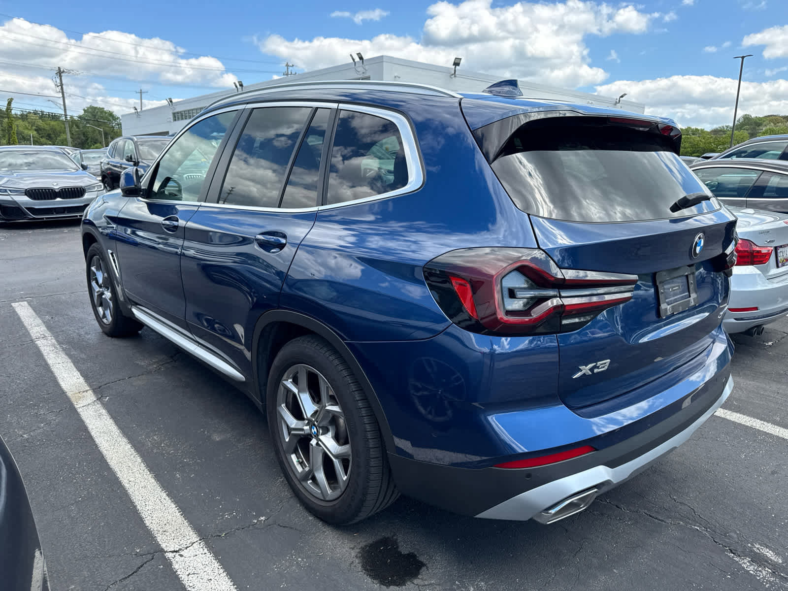 Used 2024 BMW X3 xDrive30i w/ Premium Package AWD/4WD image 8