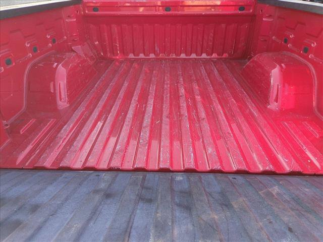 Used 2022 Chevrolet Silverado 1500 LT AWD/4WD image 6