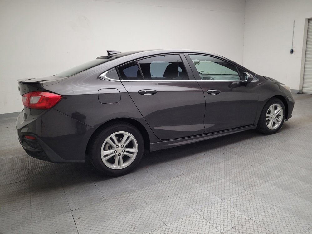 Used 2016 Chevrolet Cruze LT w/ Sun And Sound Package FWD image 10