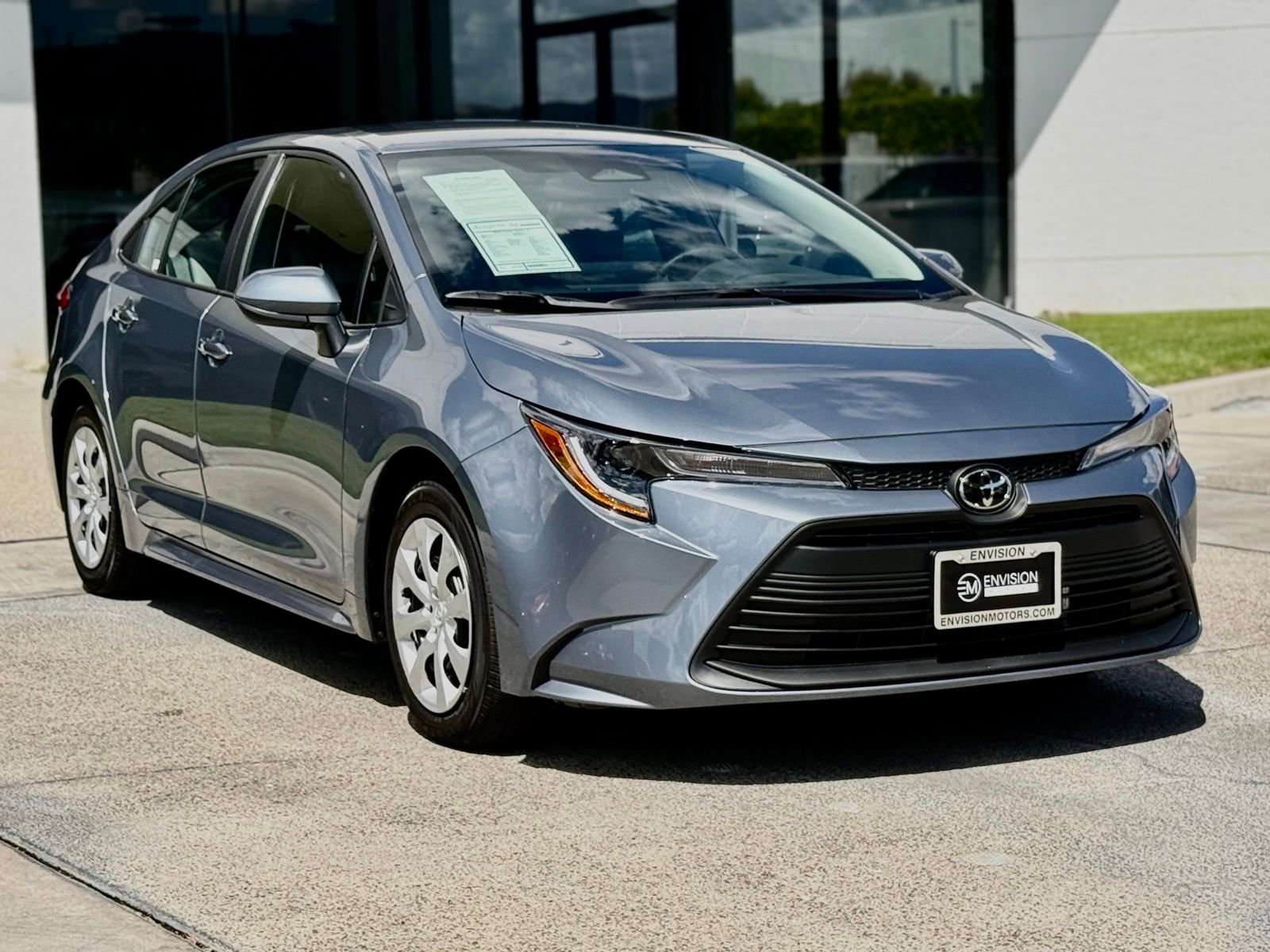 Used 2026 Toyota Corolla LE w/ Carpet Mat Package (TMS) image 9