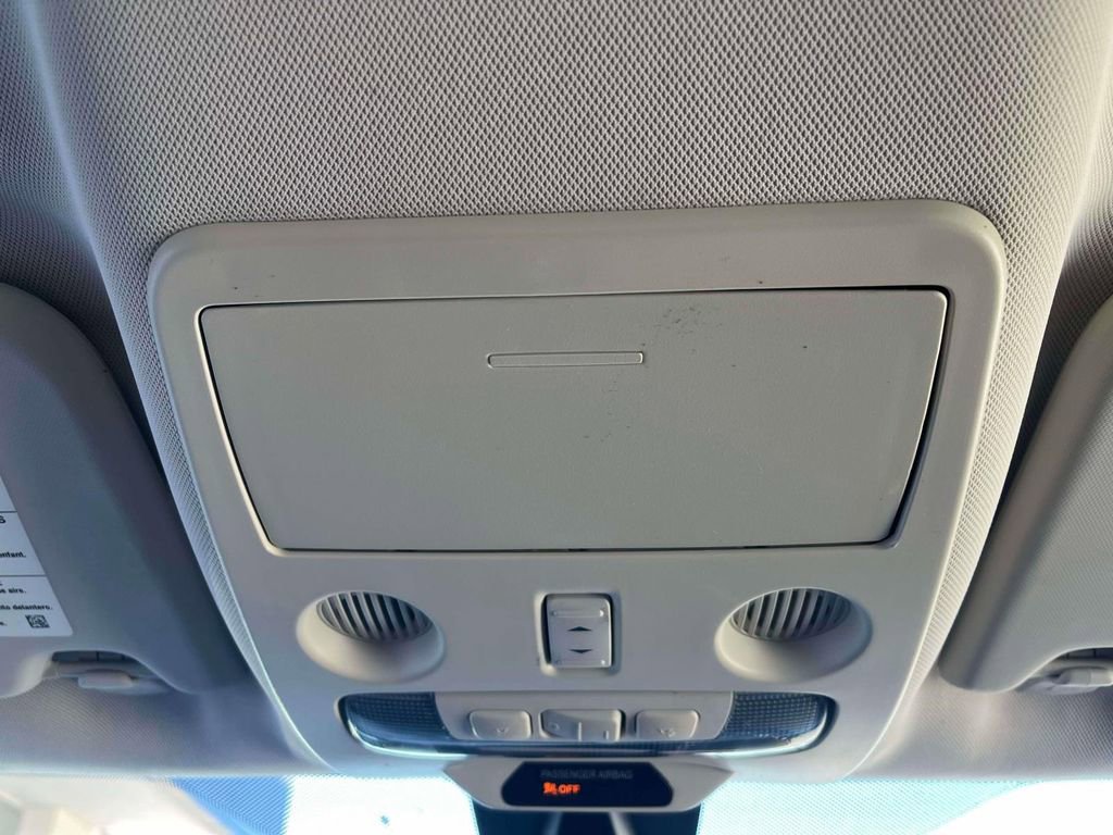 Used 2020 Ford EcoSport Titanium image 32