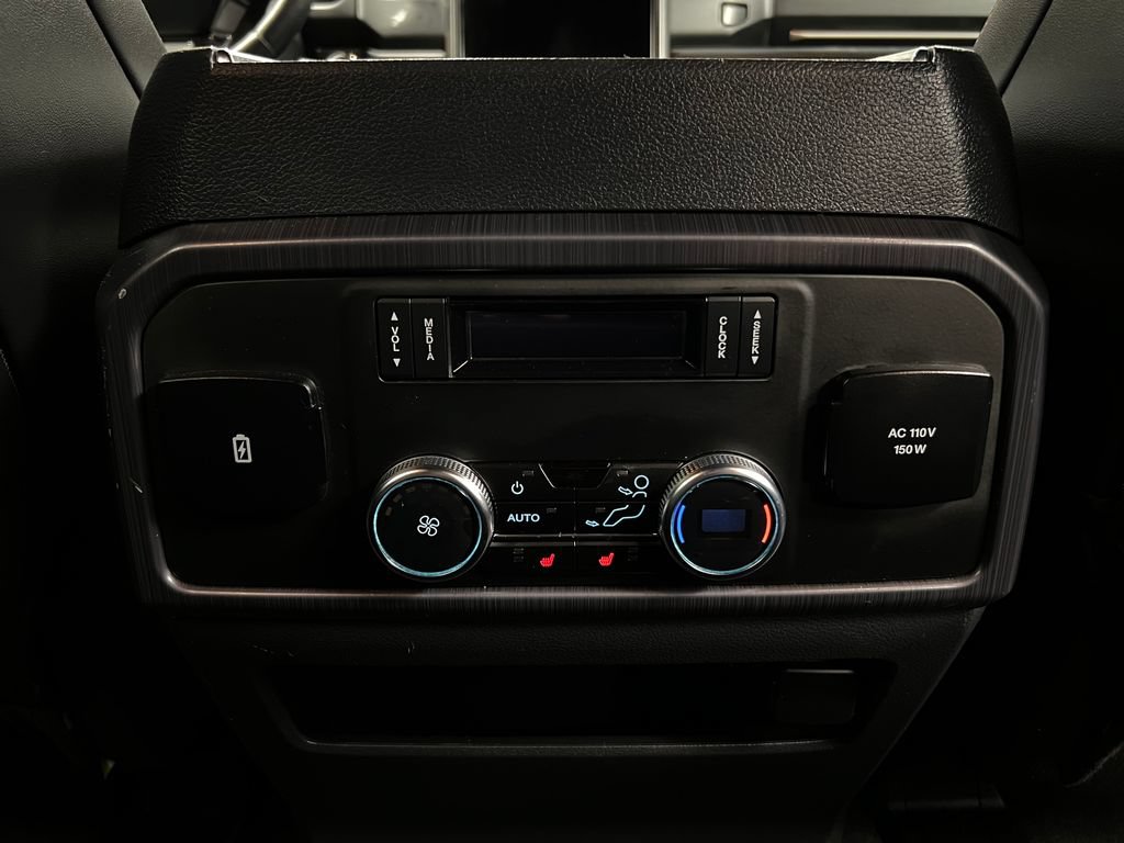 Used 2024 Ford Expedition Max Platinum AWD/4WD image 19