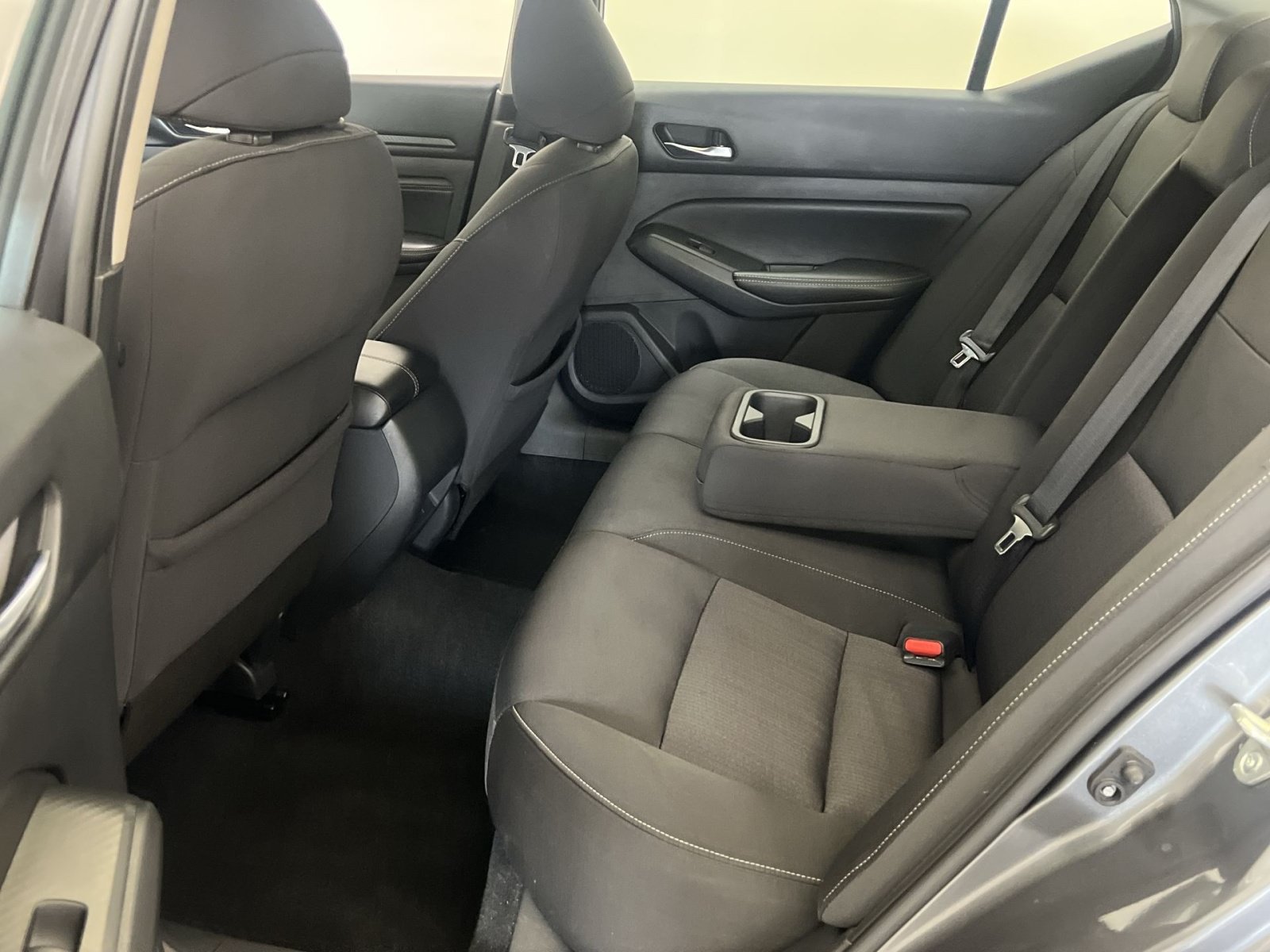 Used 2020 Nissan Altima 2.5 S FWD image 23