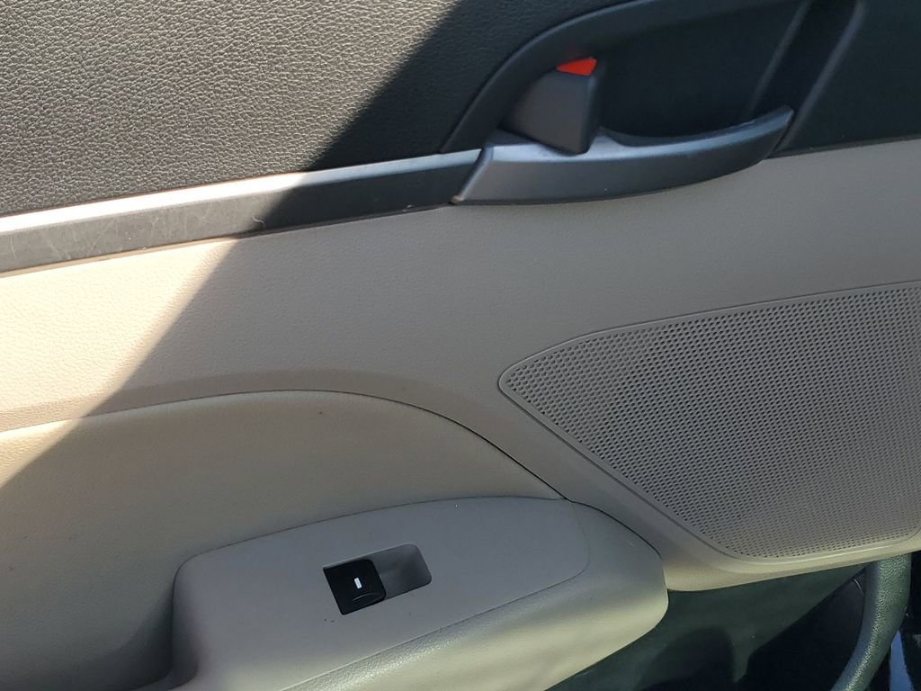 Used 2017 Hyundai Elantra Value Edition image 47