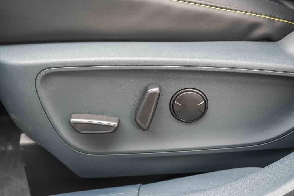 New 2026 Ford Maverick Lobo image 20