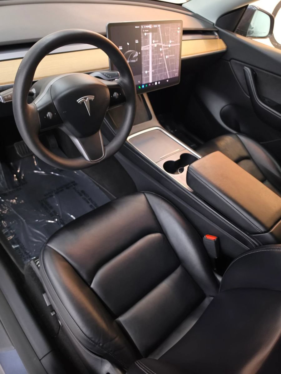 Used 2021 Tesla Model Y Long Range AWD/4WD image 13