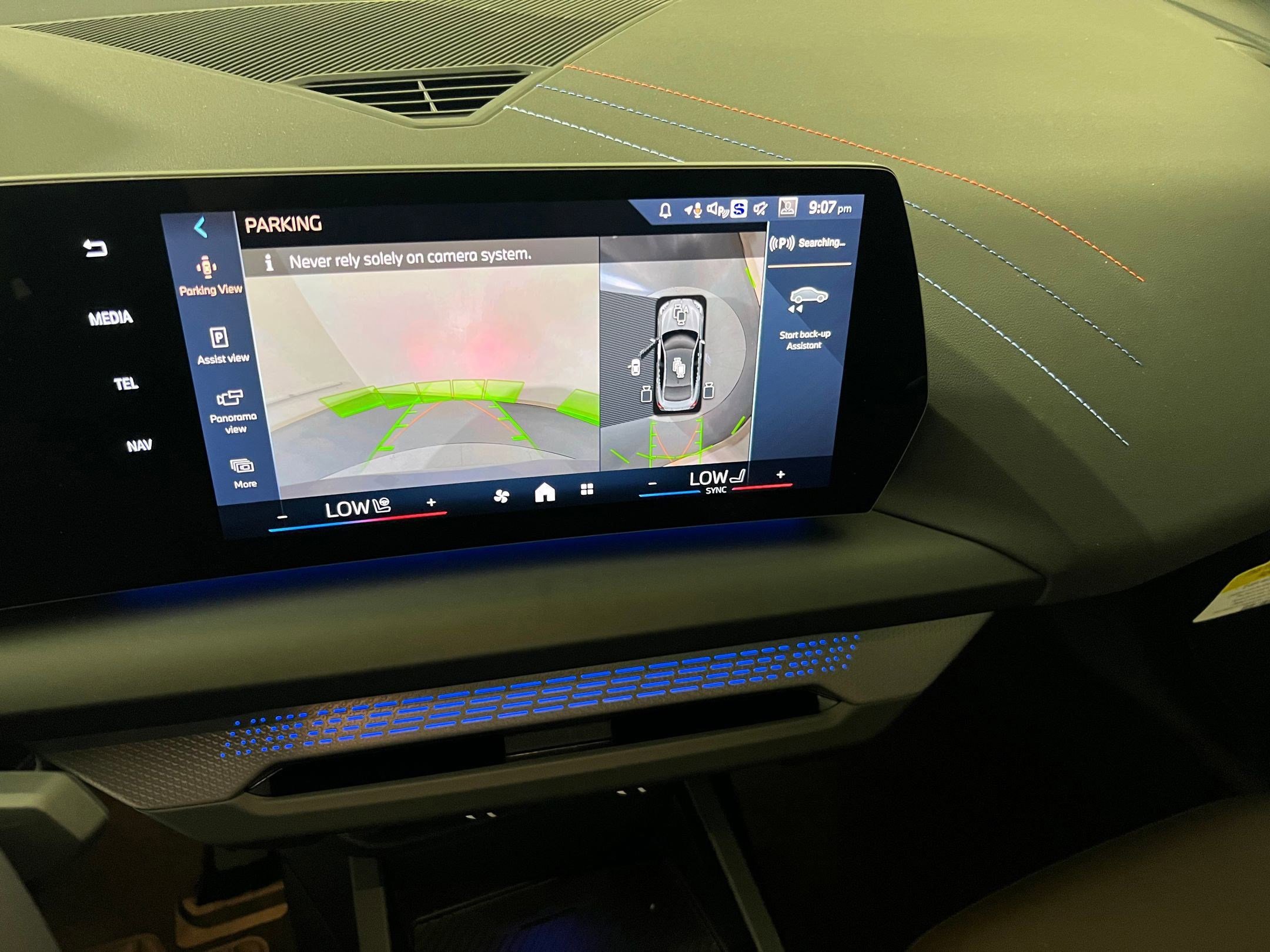 Used 2025 BMW 228i xDrive w/ Premium Package AWD/4WD image 30