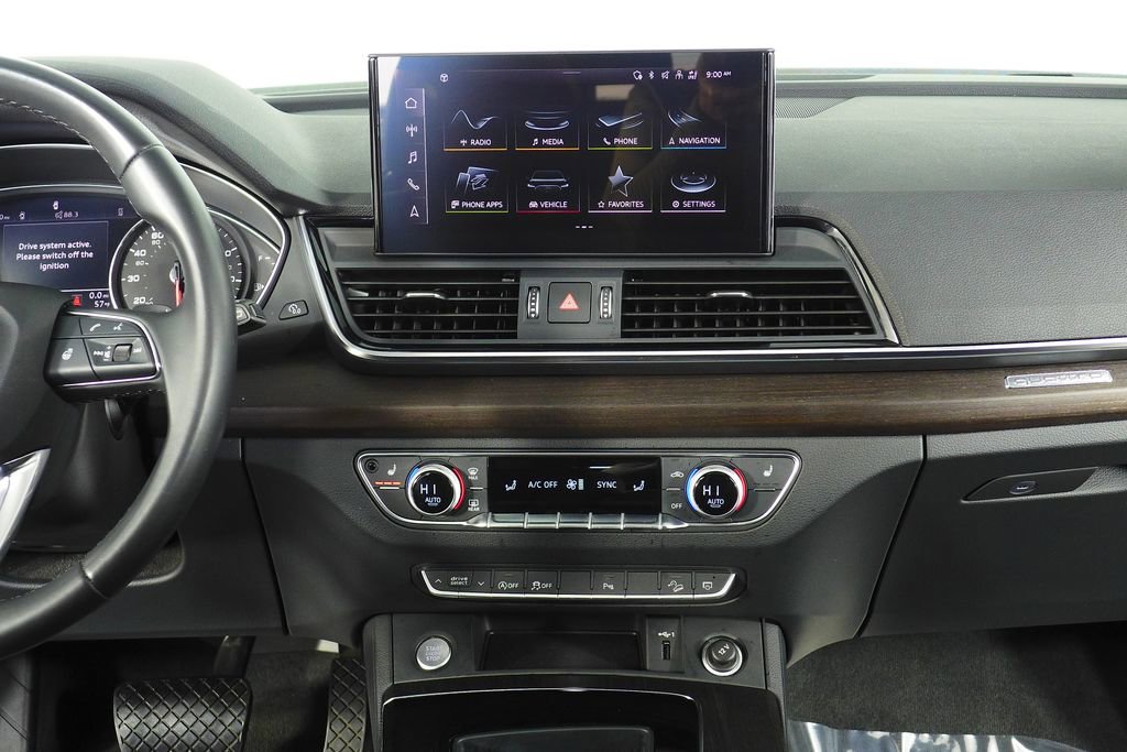 Used 2023 Audi Q5 2.0T Premium w/ Convenience Package image 26