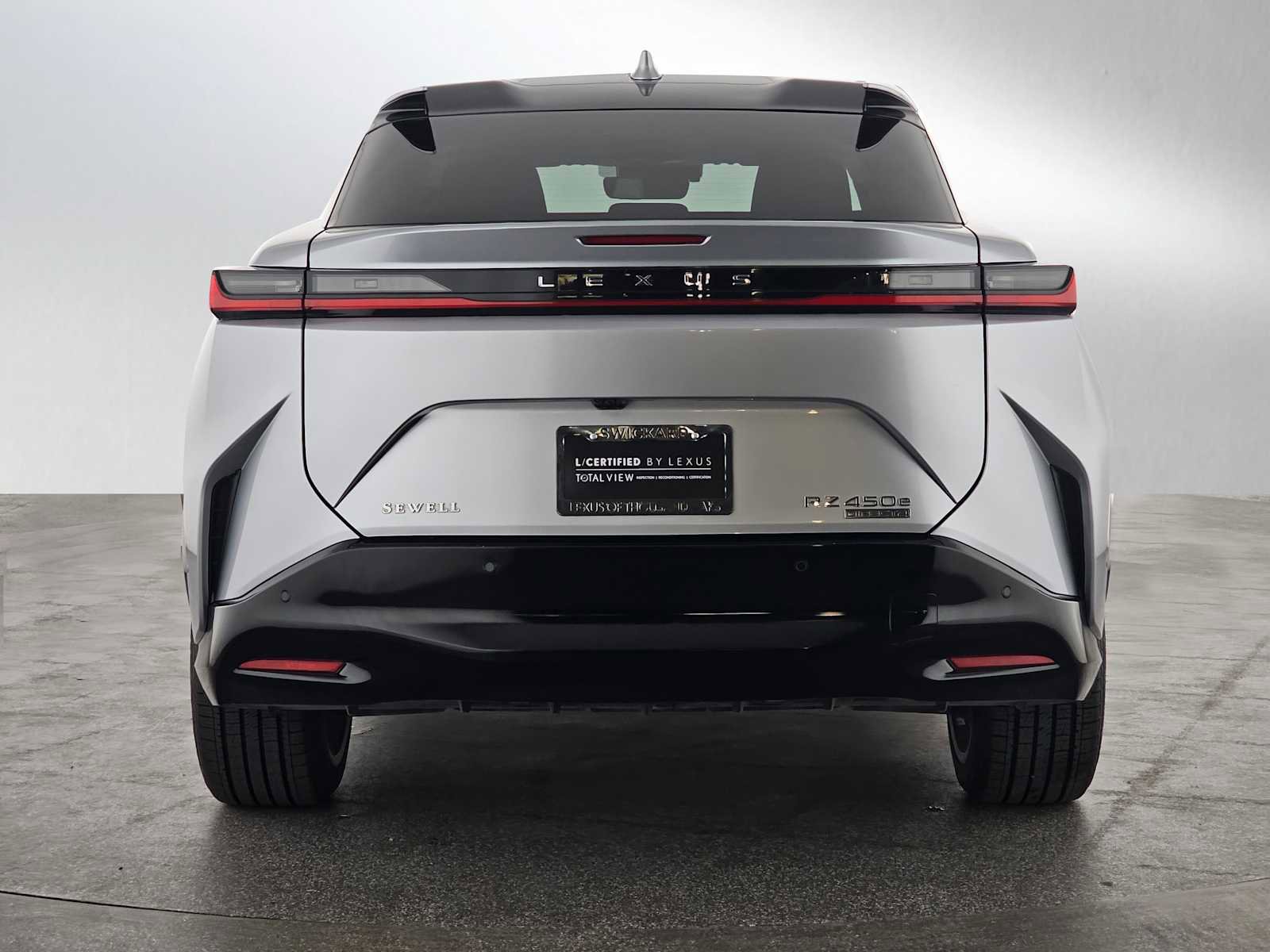 Certified 2023 Lexus RZ 450e Luxury w/ Accessory Package (2T) image 4