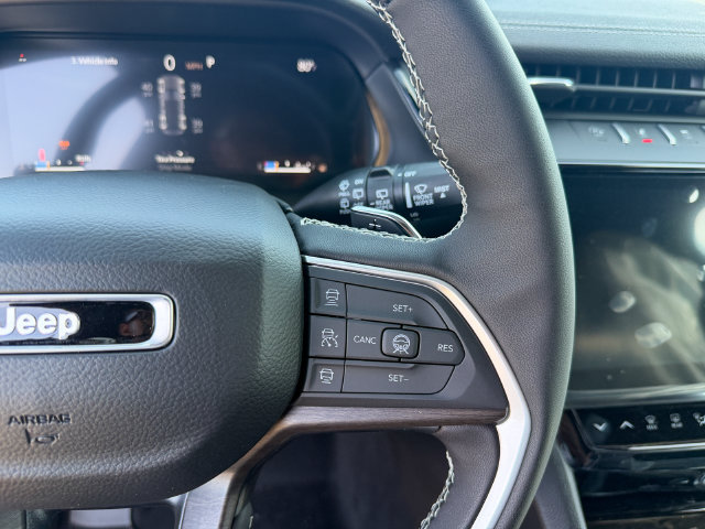 New 2026 Jeep Grand Cherokee Altitude AWD/4WD image 16