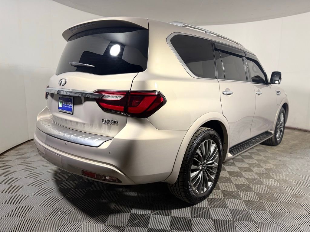 Used 2018 INFINITI QX80 4WD w/ Driver Assistance Package image 7