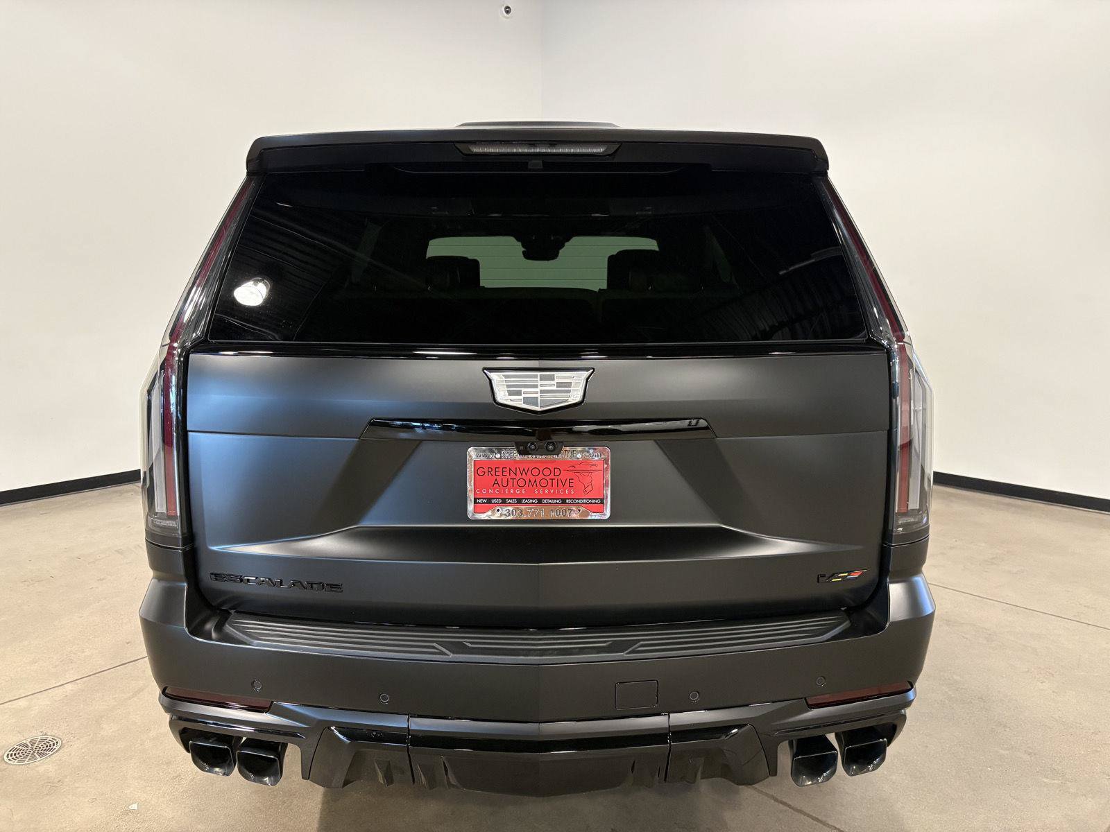 Used 2026 Cadillac Escalade V w/ LPO, ONYX Package AWD/4WD image 4