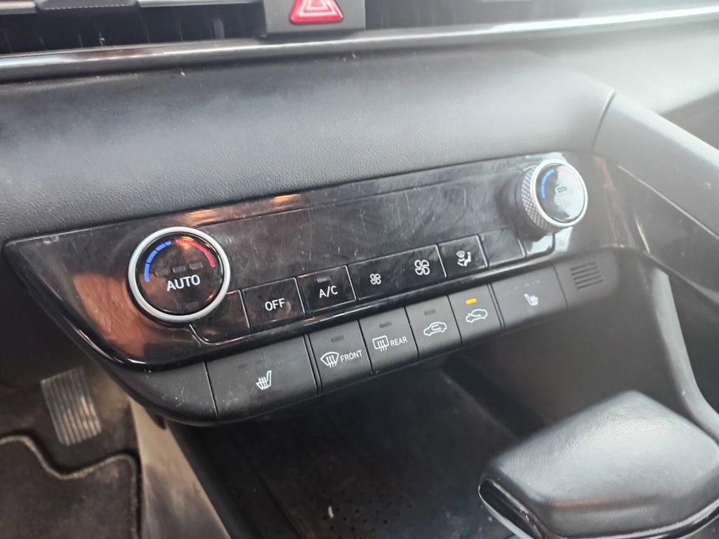 Used 2021 Hyundai Elantra SEL w/ Convenience Package FWD image 9