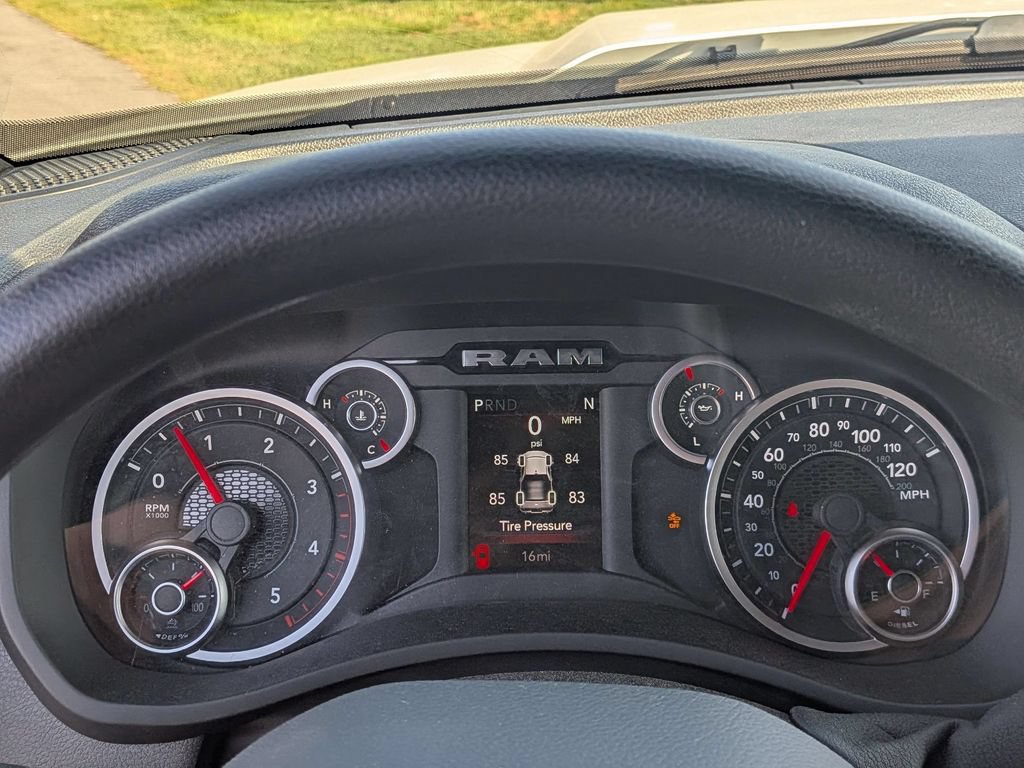 New 2026 RAM 2500 Tradesman AWD/4WD image 16