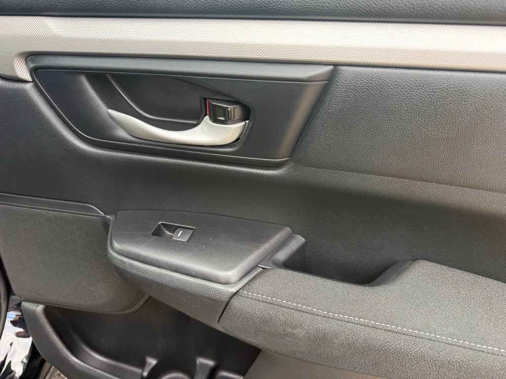Used 2019 Honda CR-V LX image 39