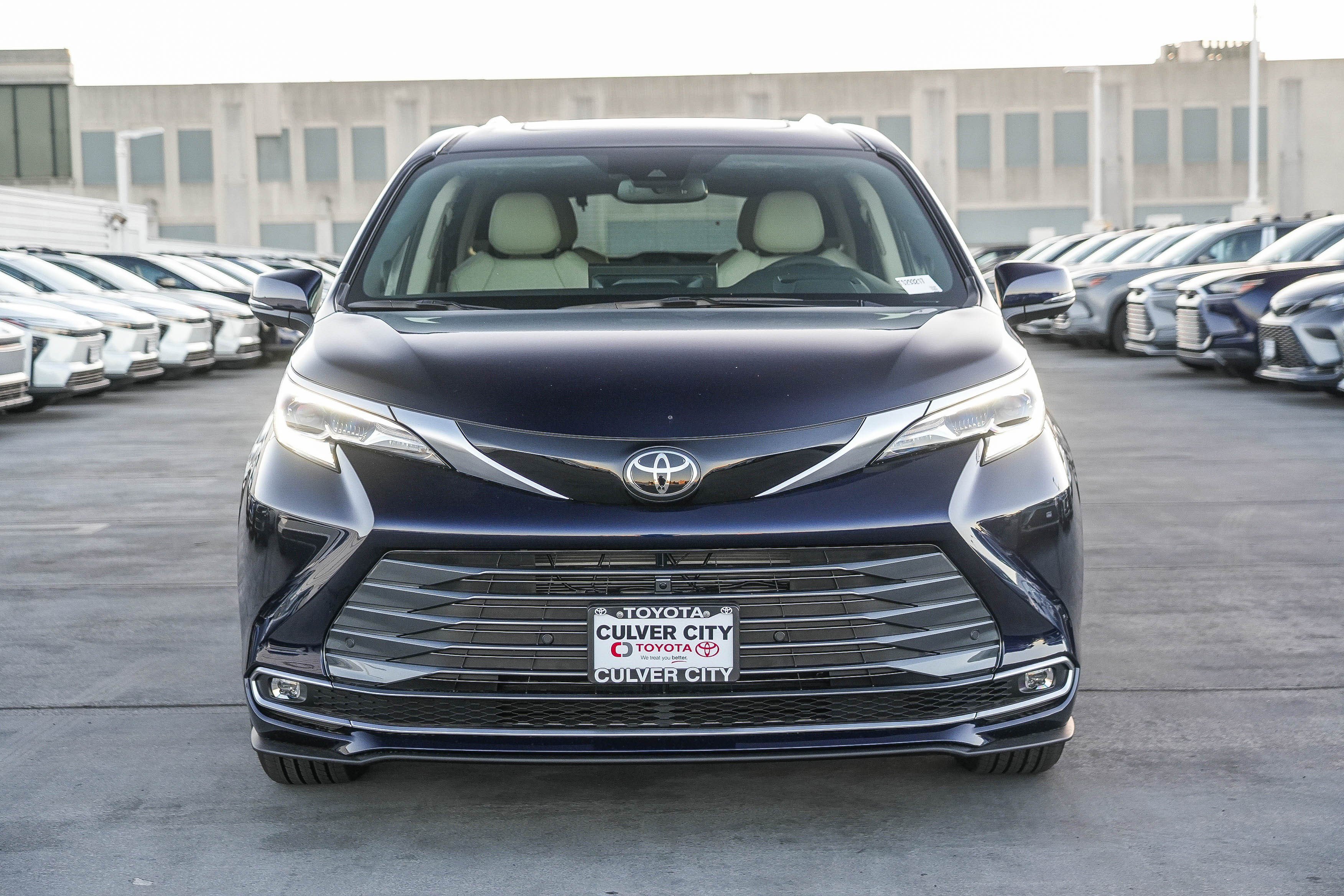 New 2026 Toyota Sienna Platinum AWD/4WD image 5