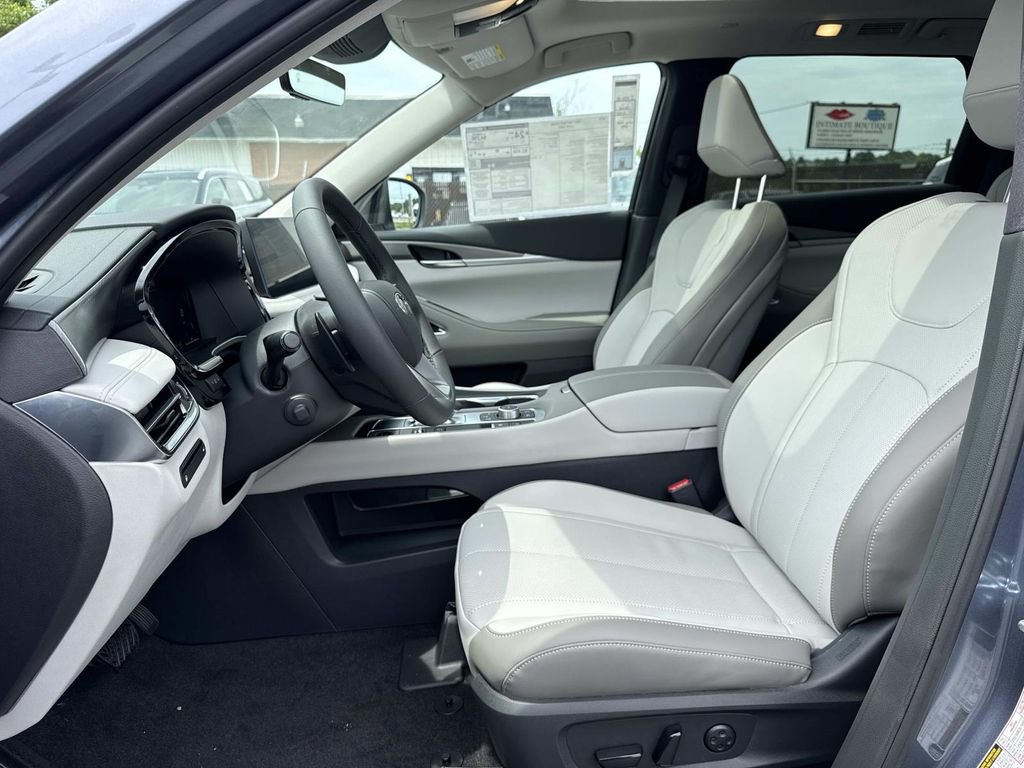 New 2027 INFINITI QX60 Luxe w/ Cargo Package AWD/4WD image 16